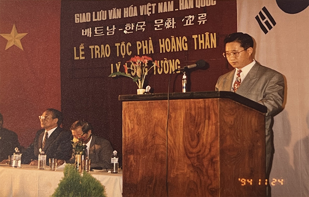 Thật xấu hổ nếu không nói được tổ tiên mình là ai -0