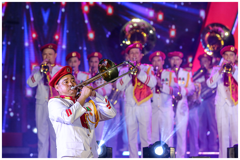 Âm nhạc của tình đoàn kết, hợp tác, hữu nghị truyền thống -0