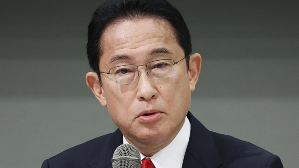 日本：内閣はスキャンダルに悩まされている