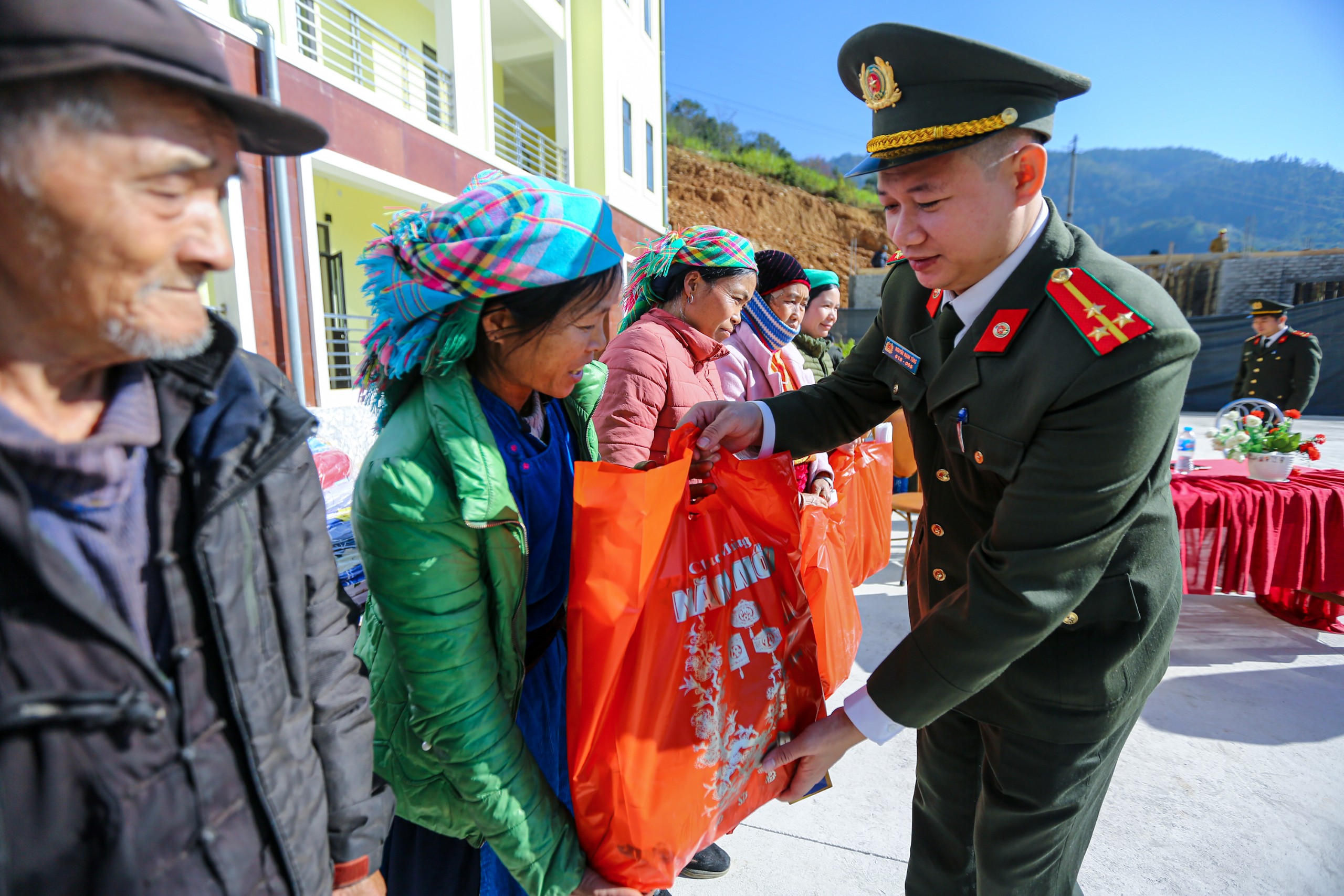 Tuổi trẻ Cục Truyền thông CAND về với miền địa đầu Tổ quốc - 3