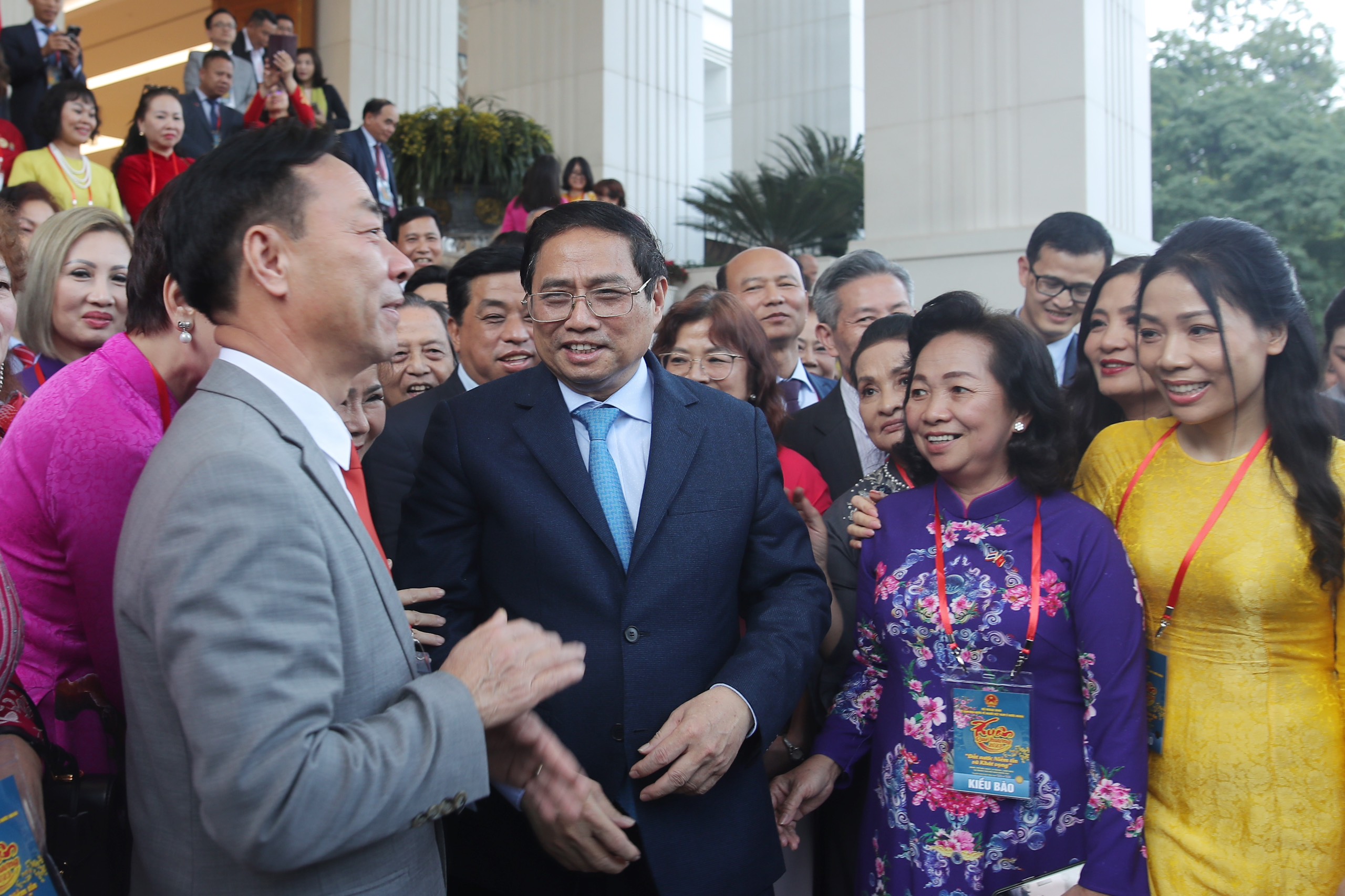 Đưa Việt Nam đến gần hơn với thế giới và mang thế giới đến gần với Việt Nam - 0