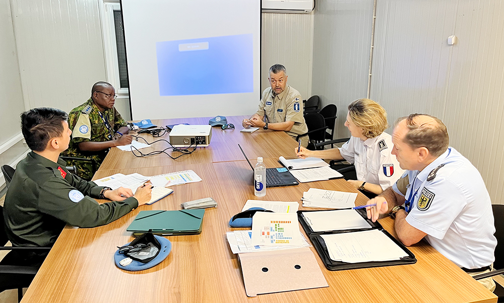 Sĩ quan CAND Việt Nam đầu tiên tại Trụ sở Liên hợp quốc: Khi truyền cảm hứng cũng là nhiệm vụ! -0