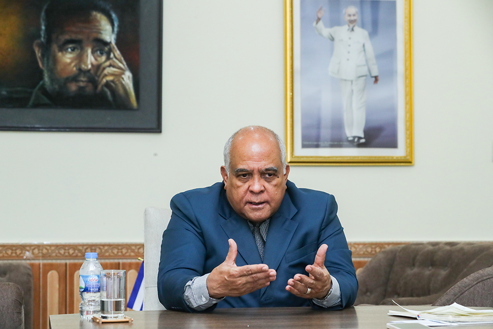 Đại sứ Cuba Orlando Nicolás Hernández Guillén: Luôn có Việt Nam bên mình! -0