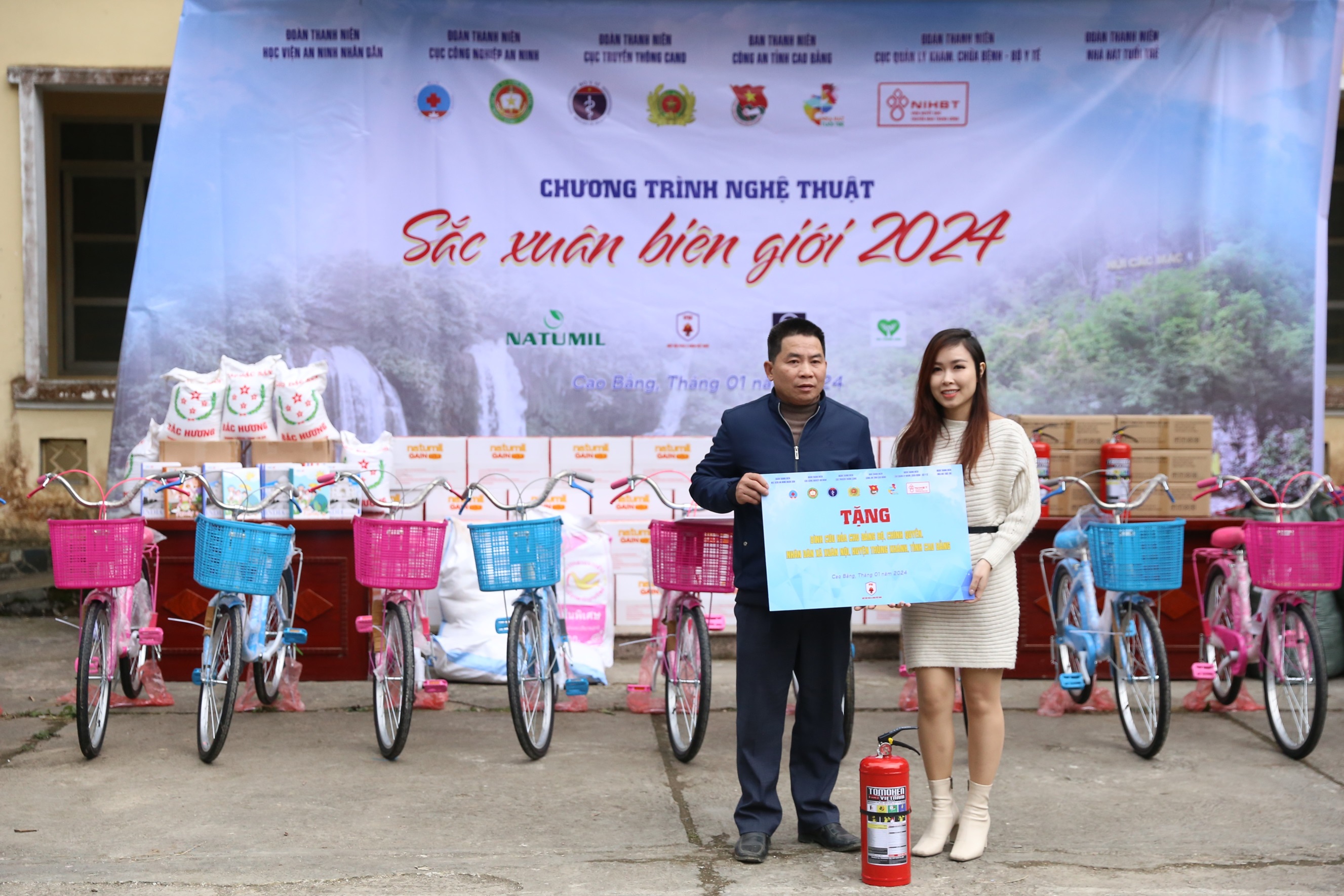 Sắc xuân biên giới tại miền quê cách mạng Cao Bằng - 1