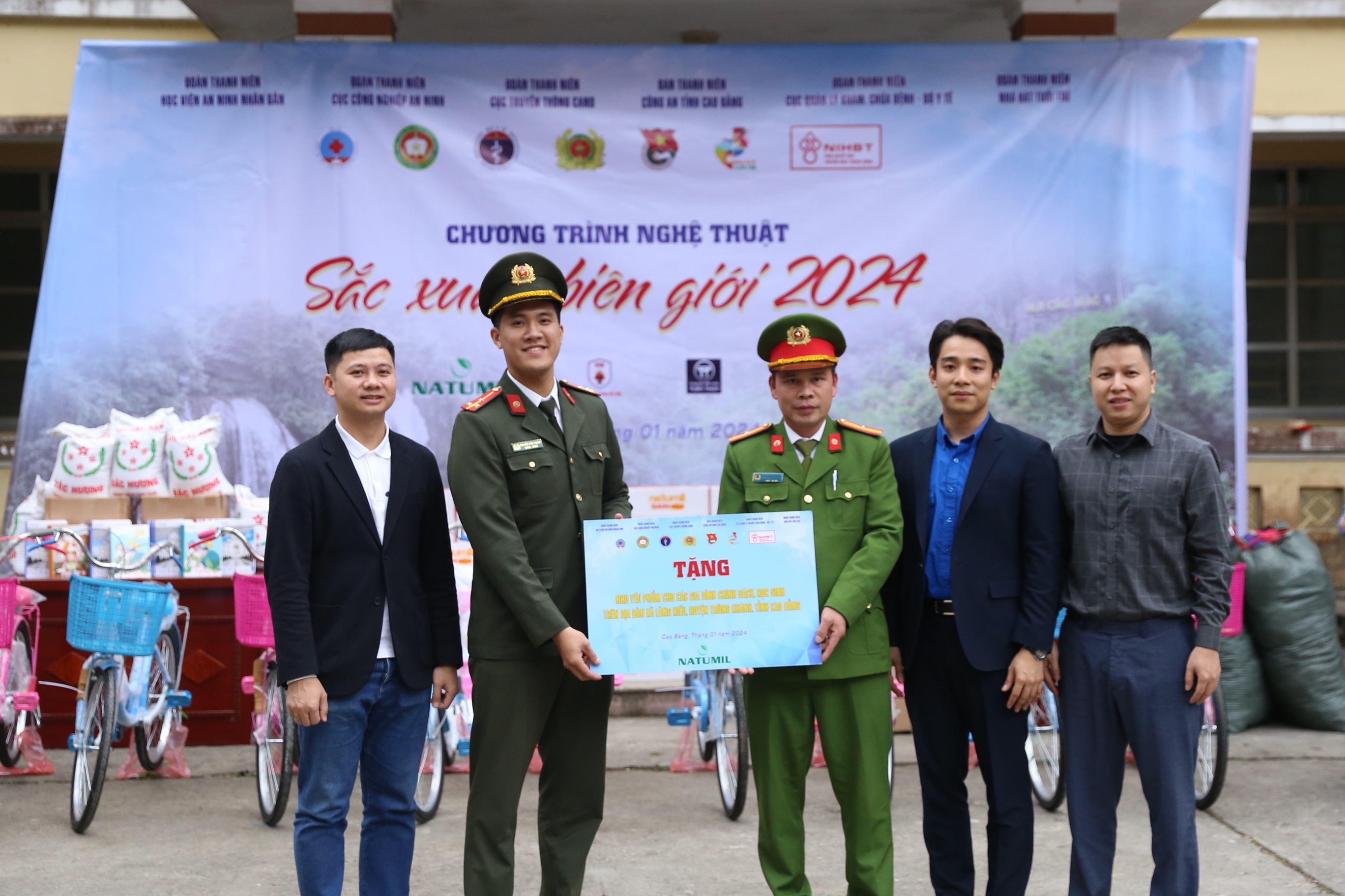 Sắc xuân biên giới tại miền quê cách mạng Cao Bằng - 3