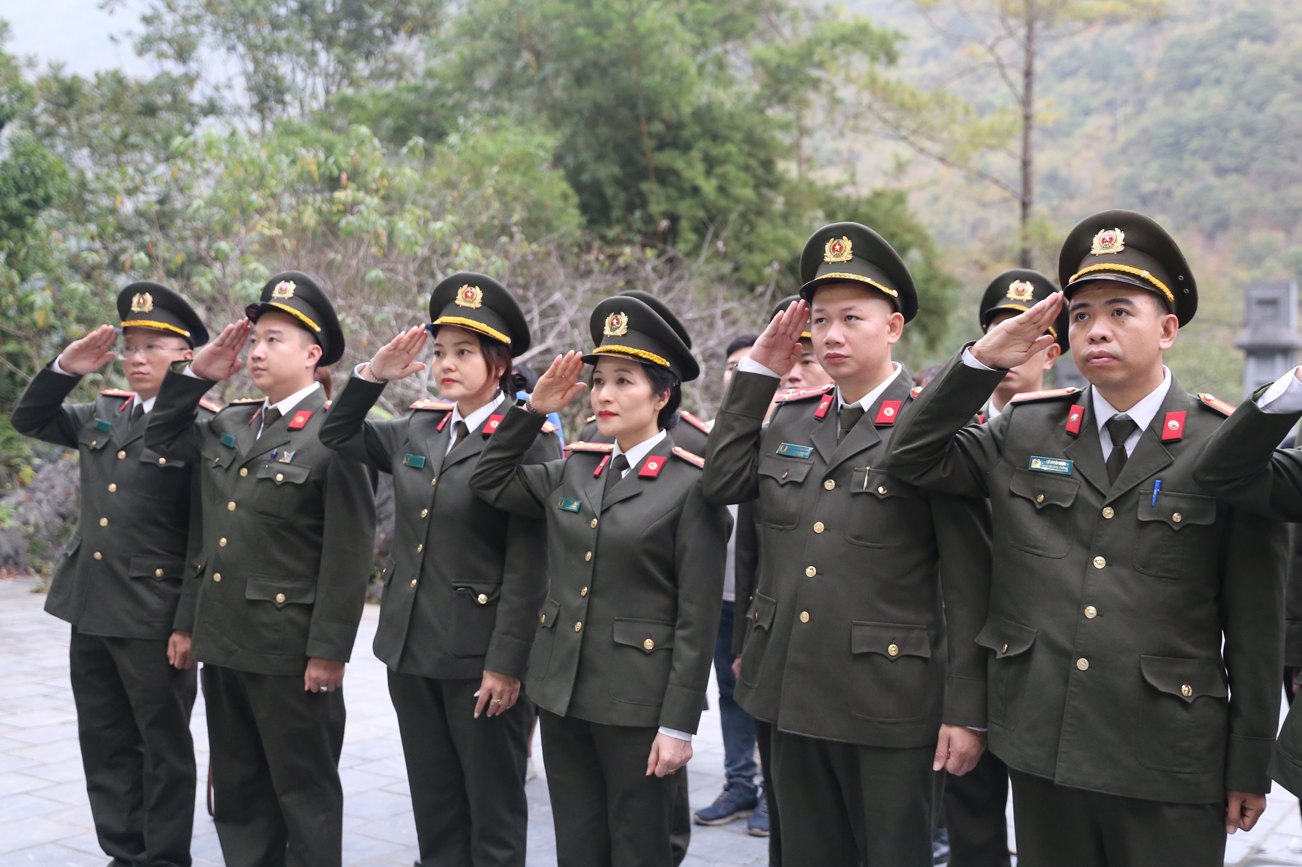 Sắc xuân biên giới tại miền quê cách mạng Cao Bằng - 3