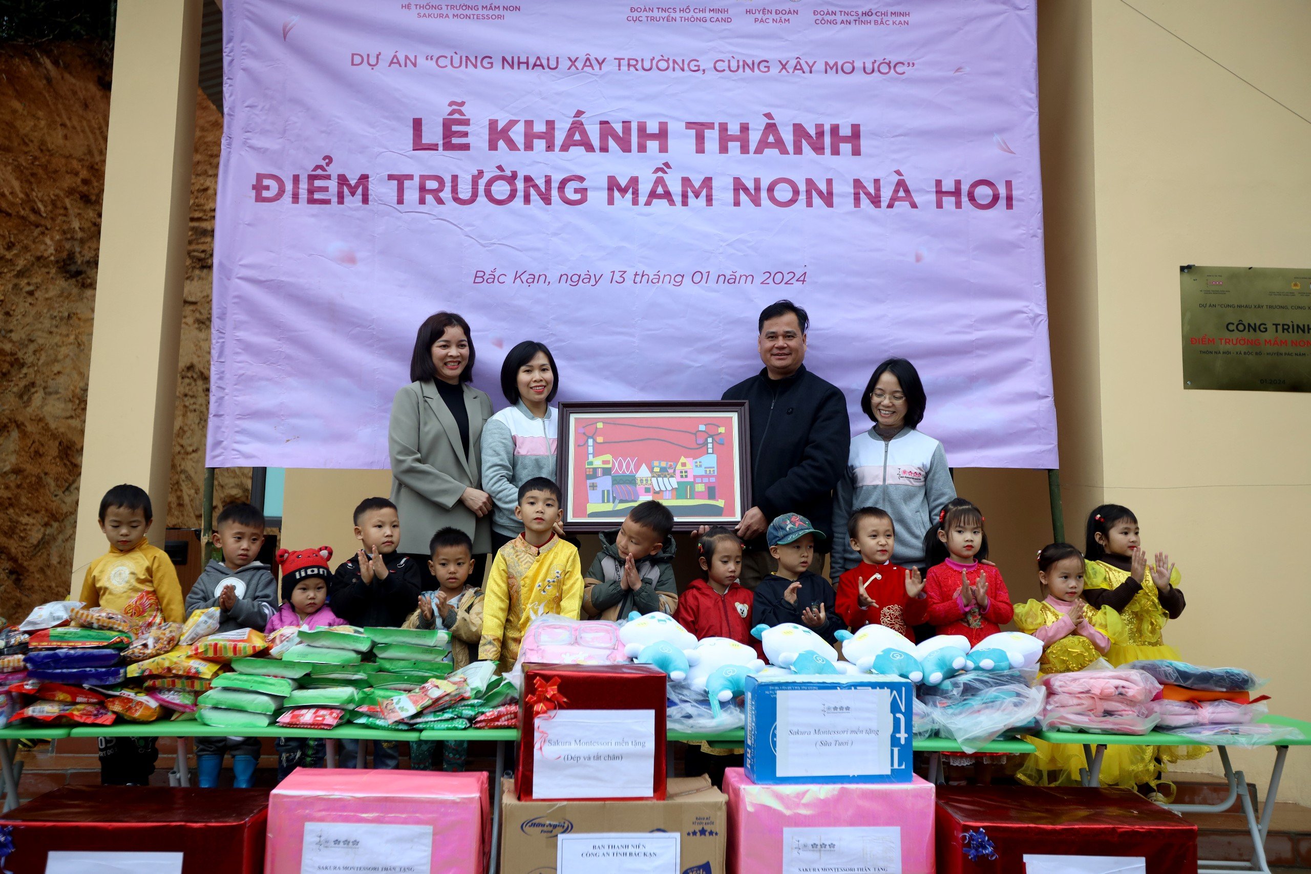 Góp gạch xây trường, vun đắp ước mơ cùng trẻ em vùng cao - 1