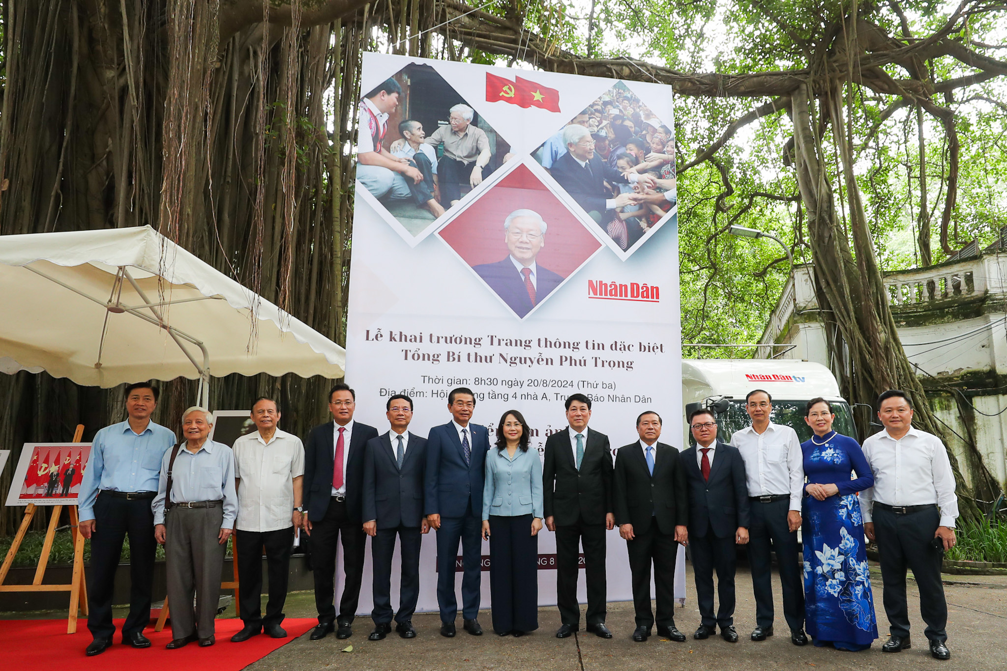 Khai trương Trang thông tin đặc biệt và Triển lãm ảnh về Tổng Bí thư Nguyễn Phú Trọng -1