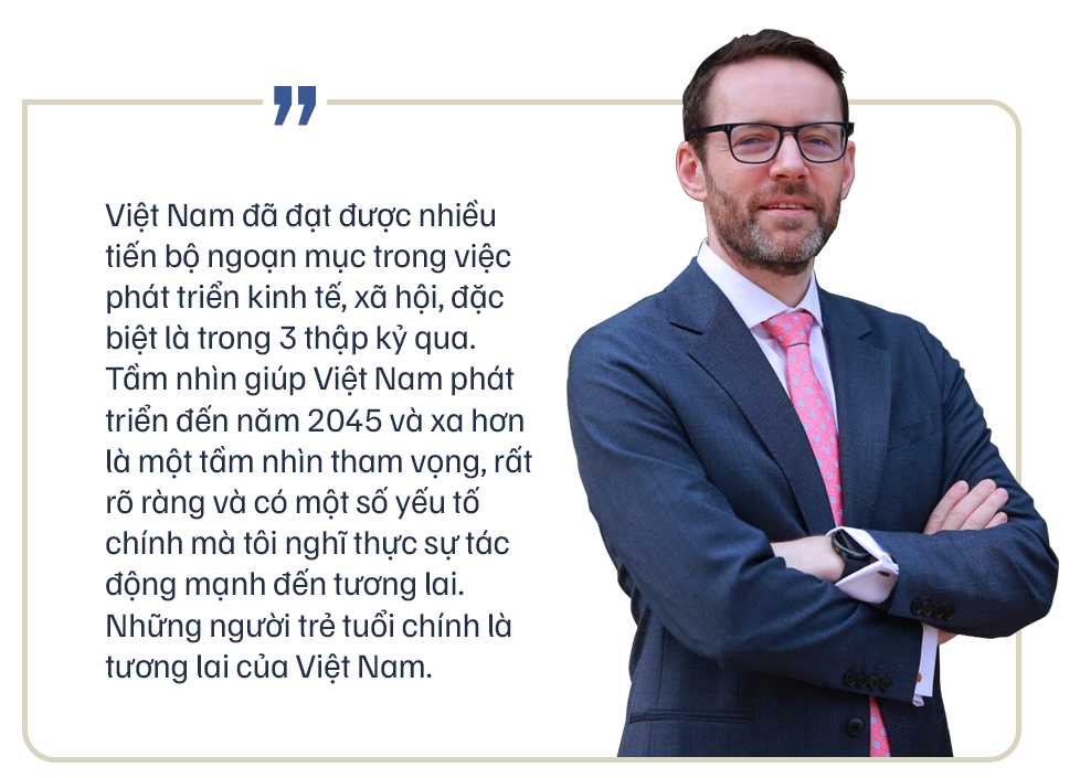 Đại sứ Vương quốc Anh Iain Frew: Tôi ấn tượng về Việt Nam ngay từ khoảnh khắc đầu tiên -0