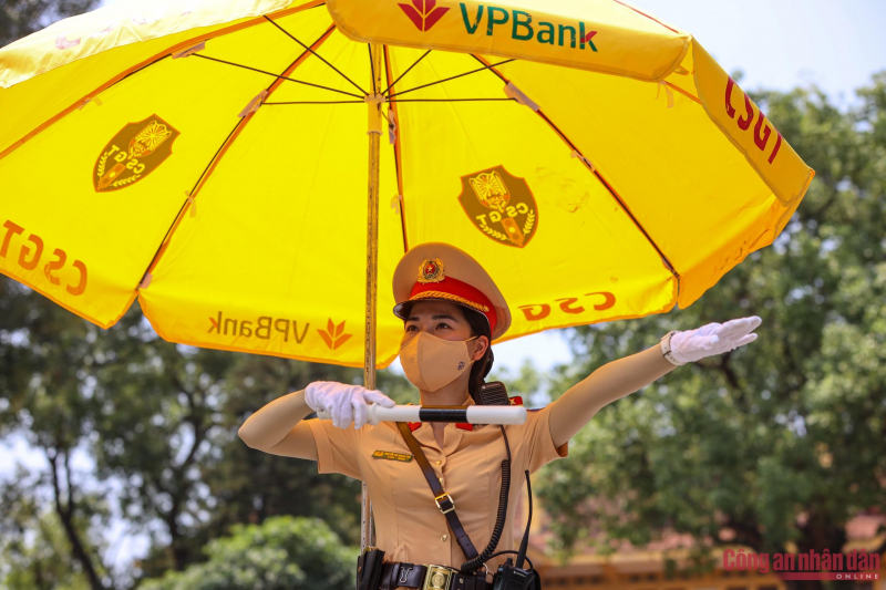 ទីក្រុងហាណូយបង្វែរចរាចរណ៍សម្រាប់ពិធីបុណ្យសពរដ្ឋរបស់អតីតប្រធានាធិបតី Tran Duc Luong -0