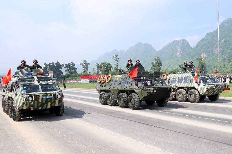 Modern military and police equipment showcased at first parade rehearsal - 4