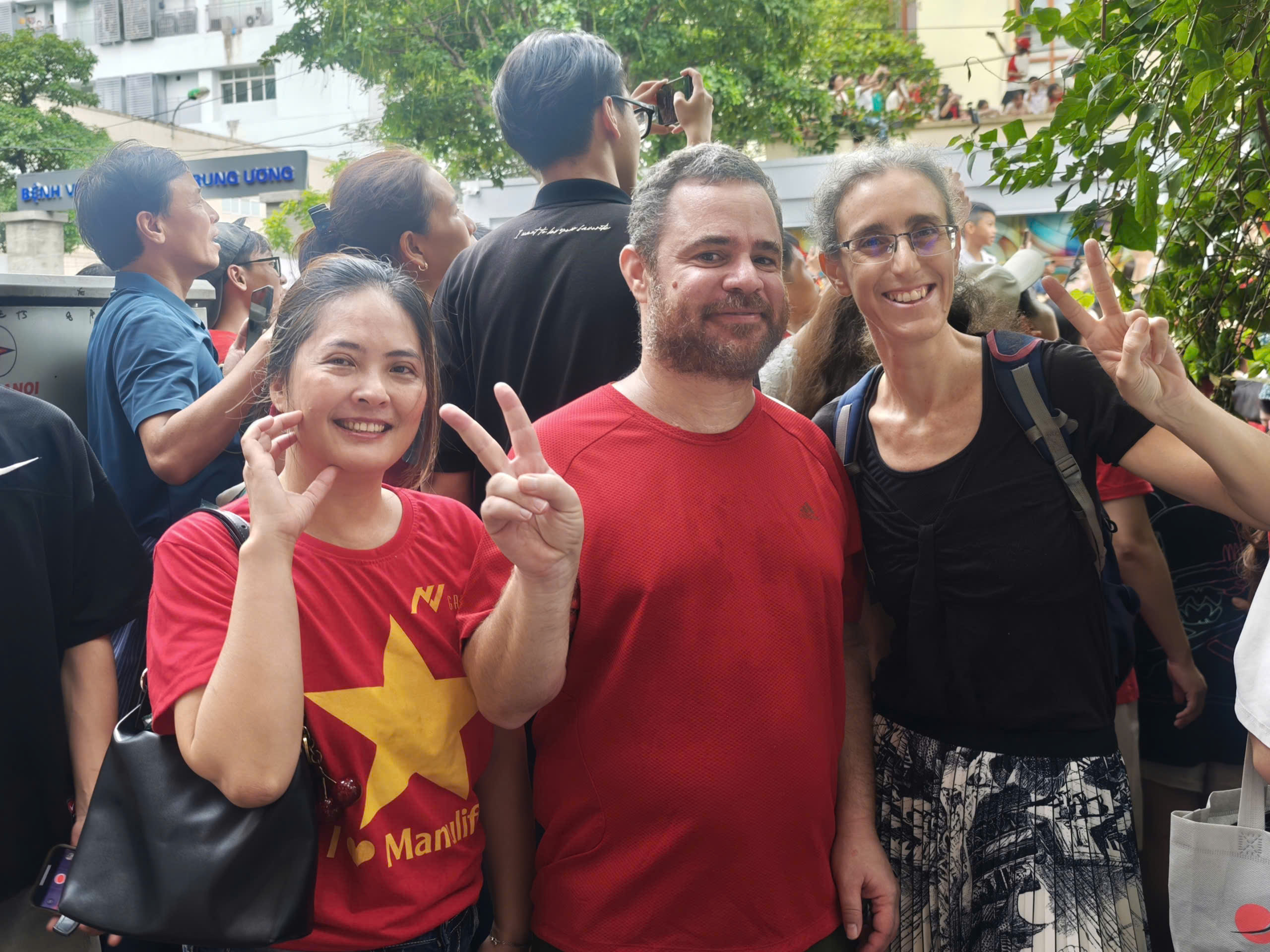 Khách quốc tế hoà cùng không khí Lễ tổng duyệt cấp Nhà nước Đại lễ A80 - 1