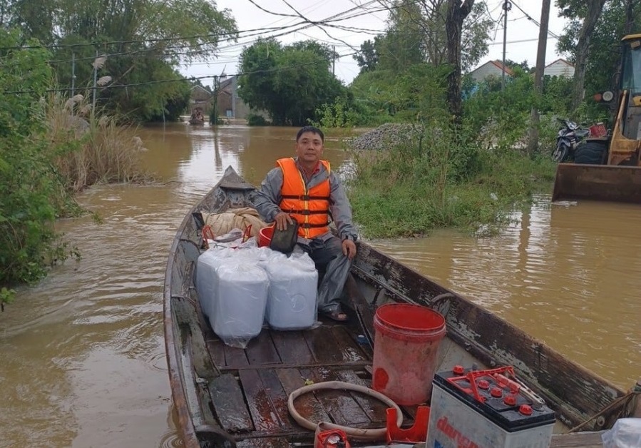 Sóng Viettel tại Huế và Đà Nẵng duy trì ổn định trong lũ dữ -0