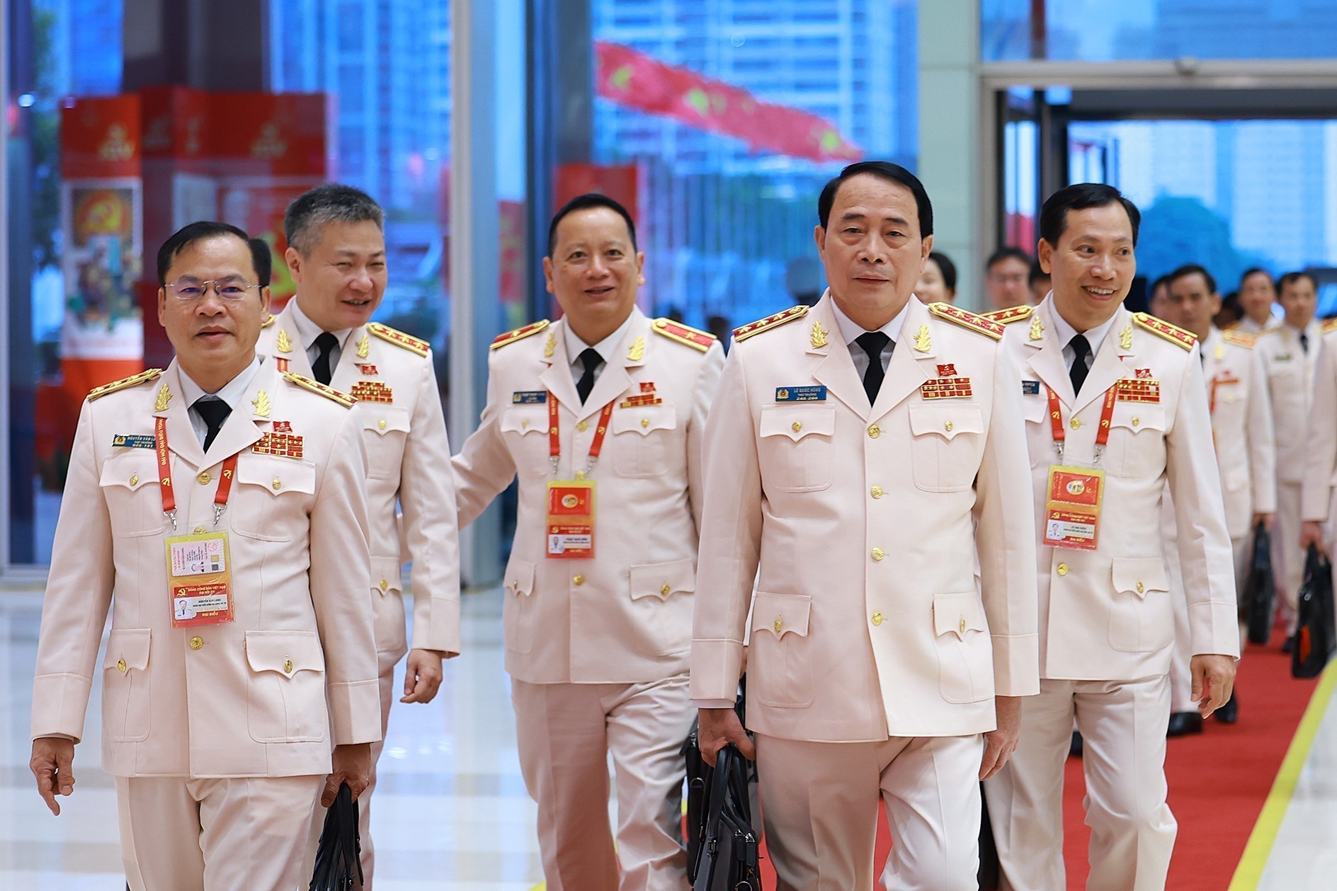 Các đại biểu tham dự ngày làm việc chính thức thứ Ba Đại hội XIV của Đảng -0