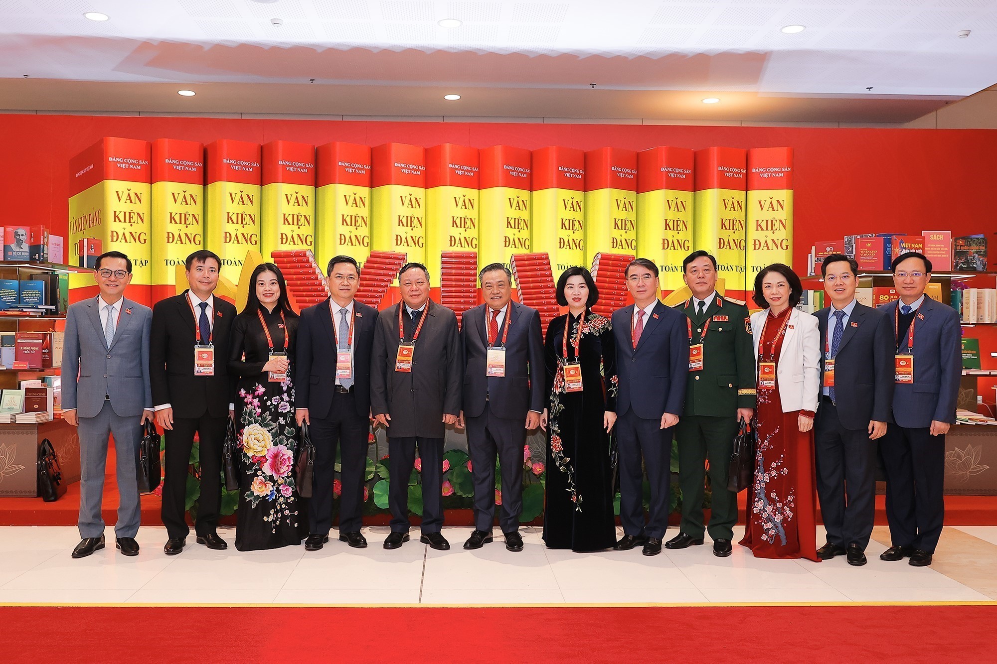 Các đại biểu tham dự ngày làm việc chính thức thứ Ba Đại hội XIV của Đảng -0