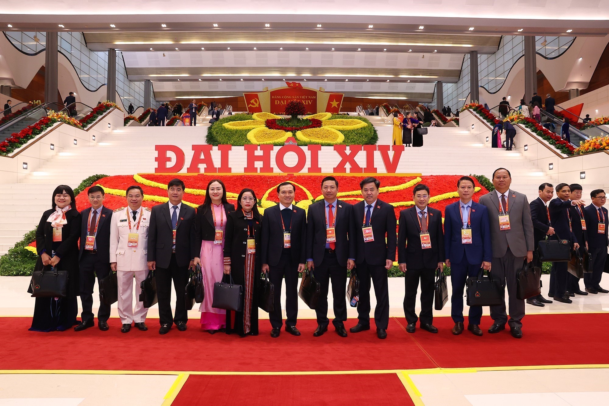 Các đại biểu tham dự ngày làm việc chính thức thứ Ba Đại hội XIV của Đảng -3