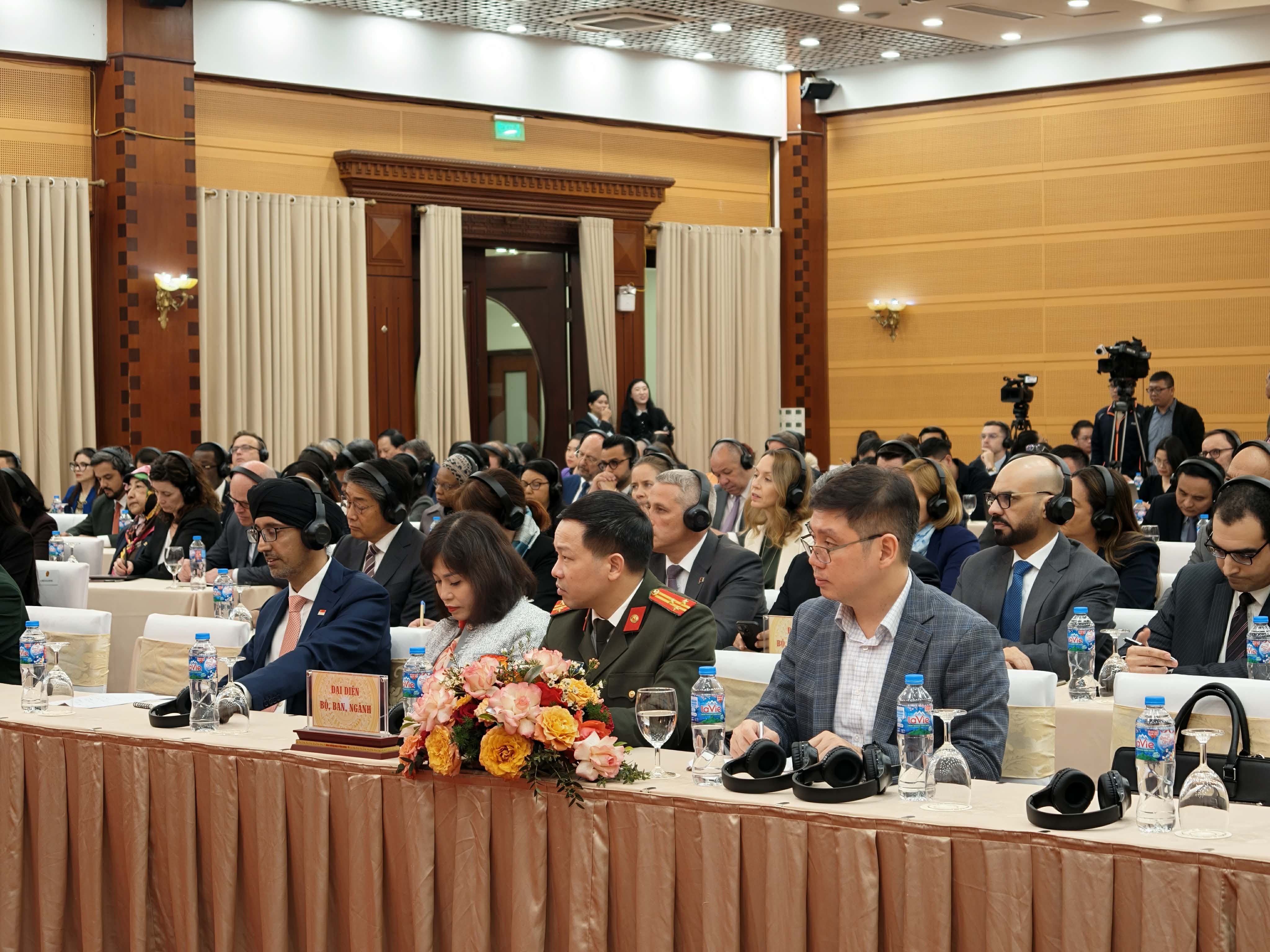 Việt Nam thông báo kết quả Đại hội XIV tới các cơ quan ngoại giao và tổ chức quốc tế - 1