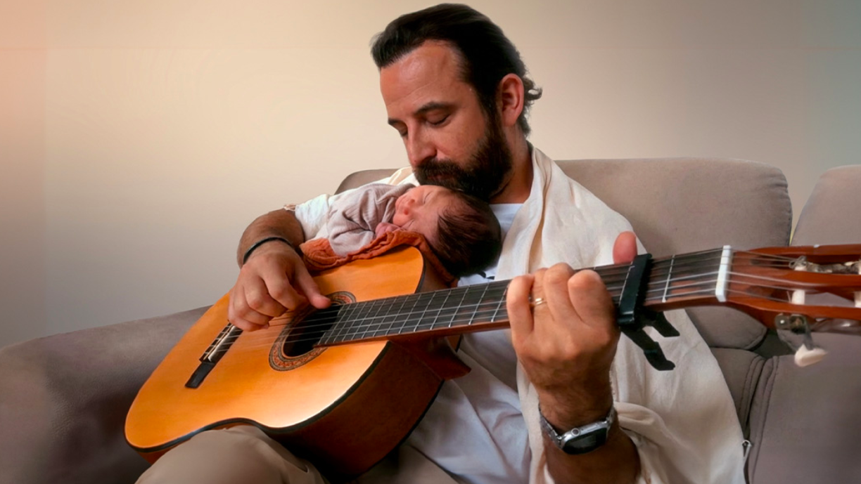 Bài hát đa ngôn ngữ -0