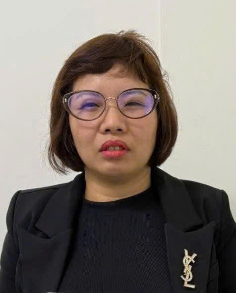 Nữ quái trốn truy nã với vỏ bọc nhân viên quán Karaoke -0