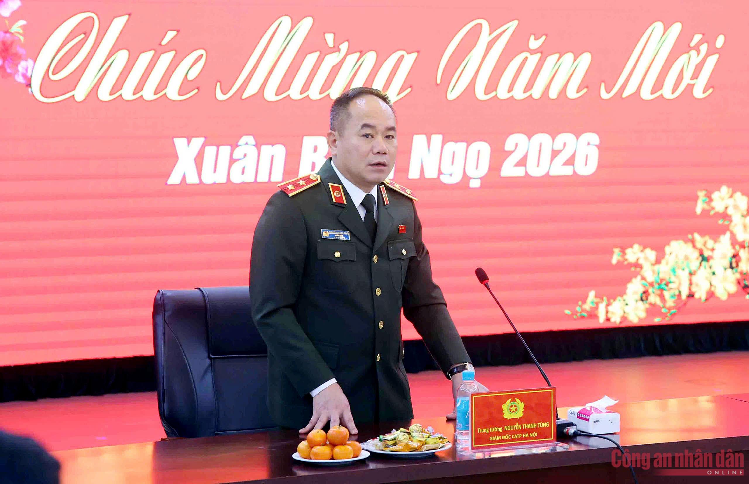 Bí thư Thành ủy Nguyễn Duy Ngọc thăm, chúc Tết lực lượng CSGT Thủ đô -0