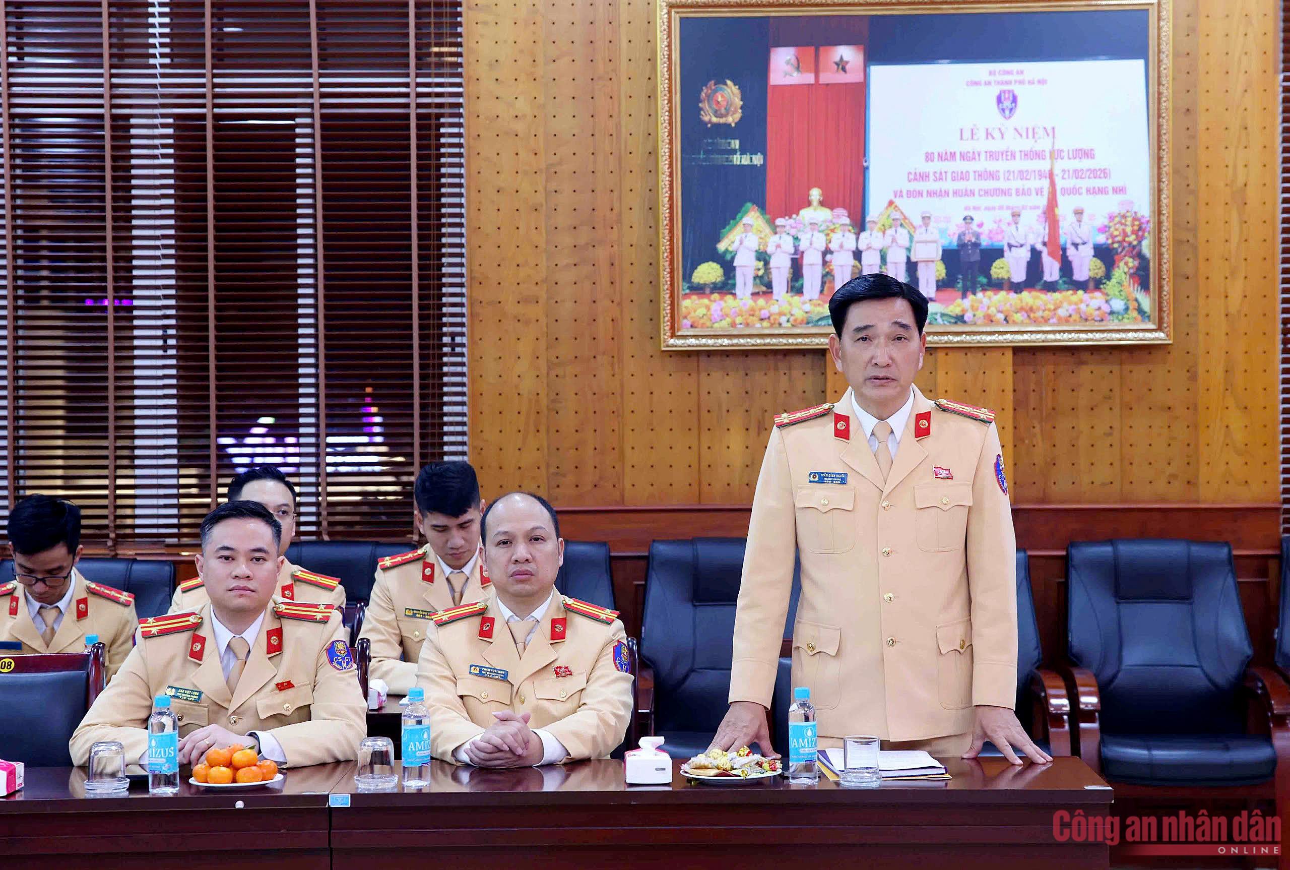 Bí thư Thành ủy Nguyễn Duy Ngọc thăm, chúc Tết lực lượng CSGT Thủ đô -0