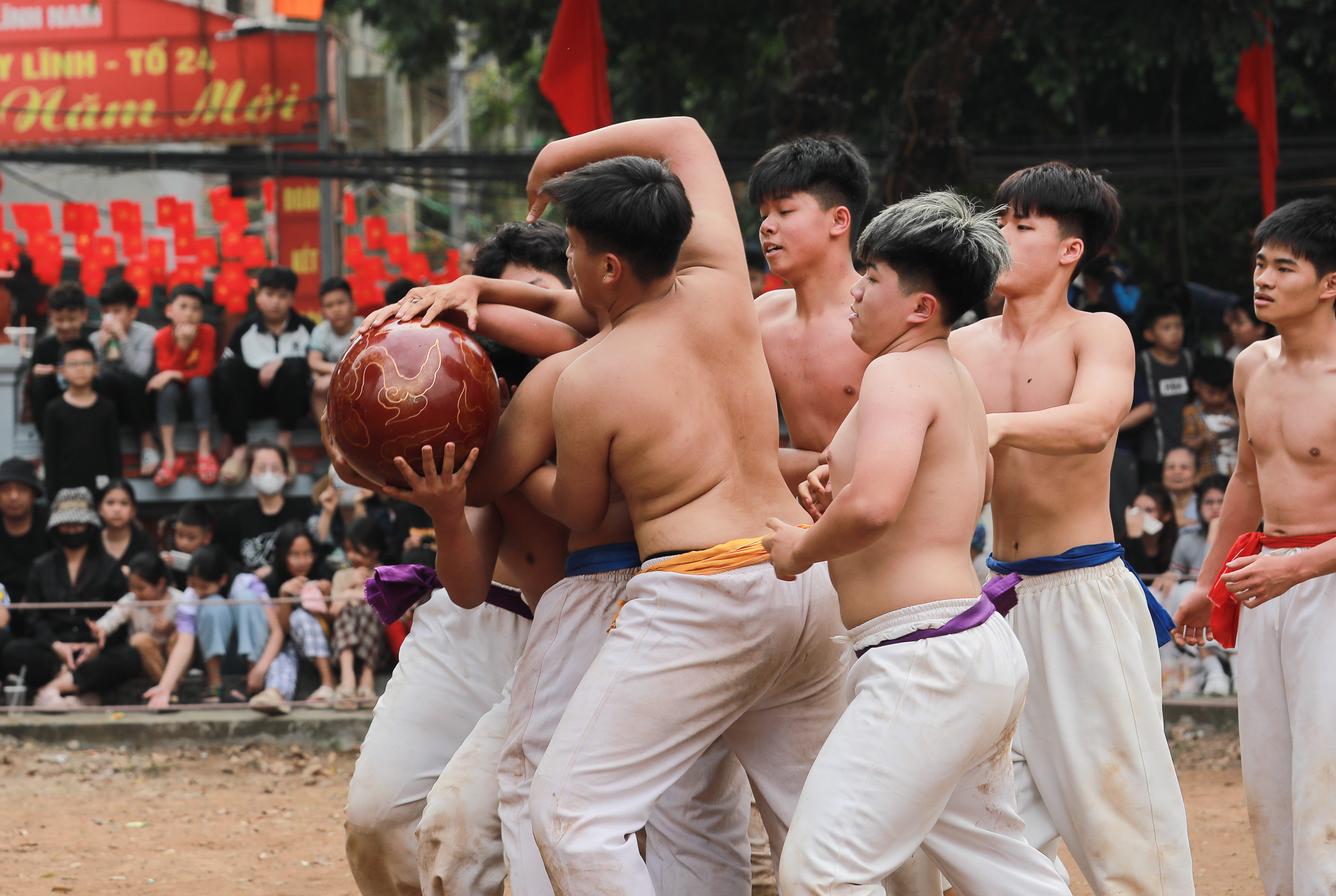 Sôi động hội vật cầu Thúy Lĩnh đầu Xuân 2026 - 1