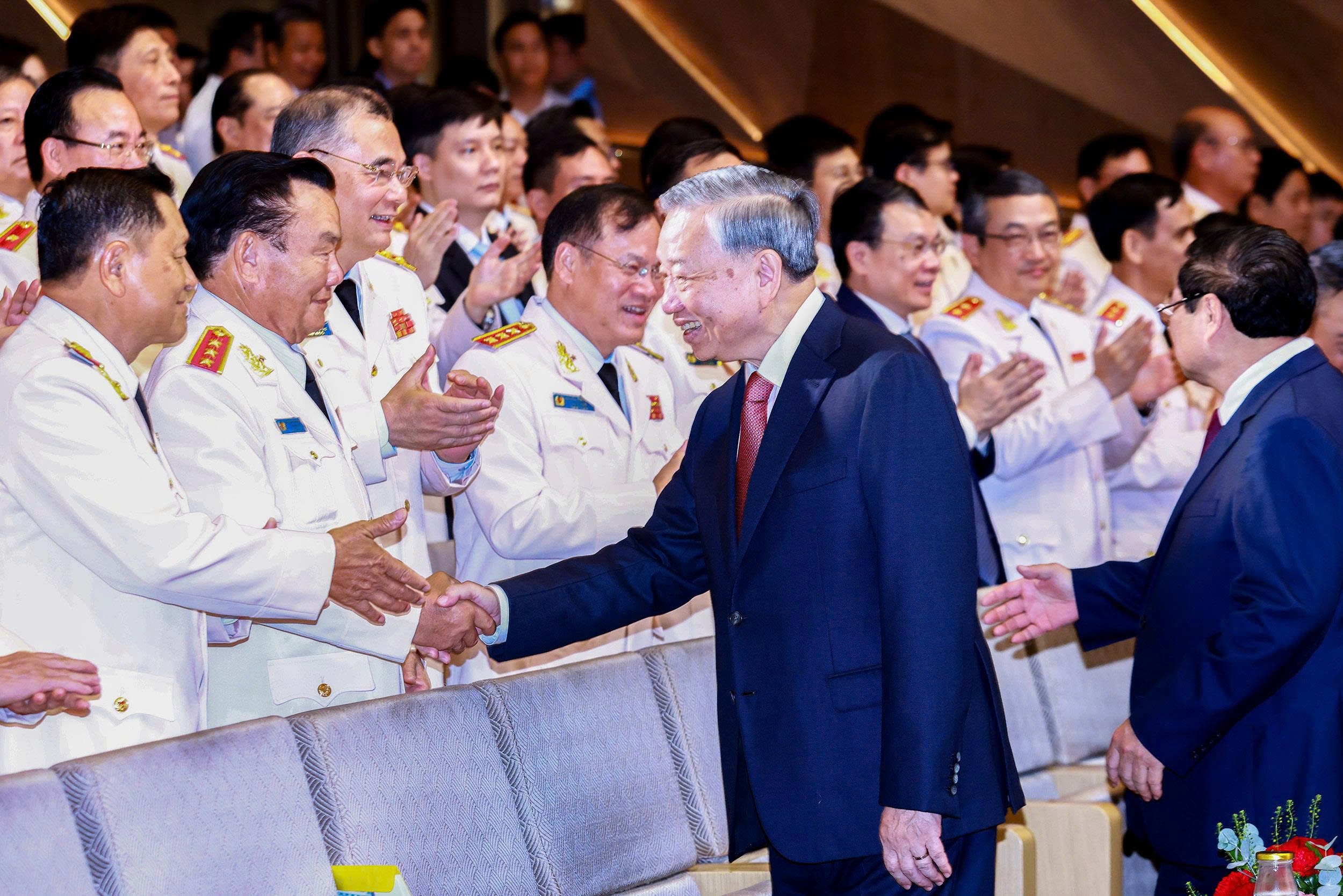 z7713508329486_d79e573bd204175f1cd9eba232f06c31.jpg -2