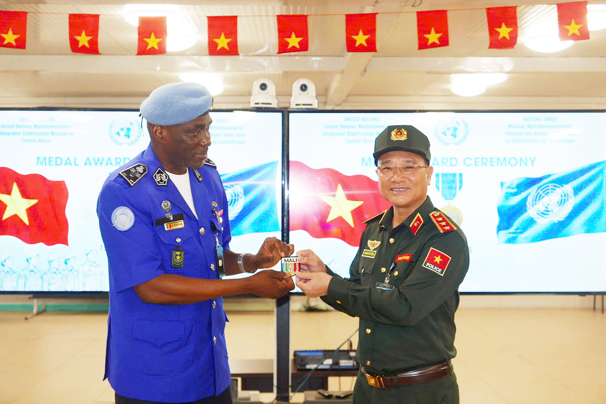 Chung tay duy trì môi trường hoà bình, ổn định vì hợp tác, phát triển tại Cộng hoà Trung Phi -0