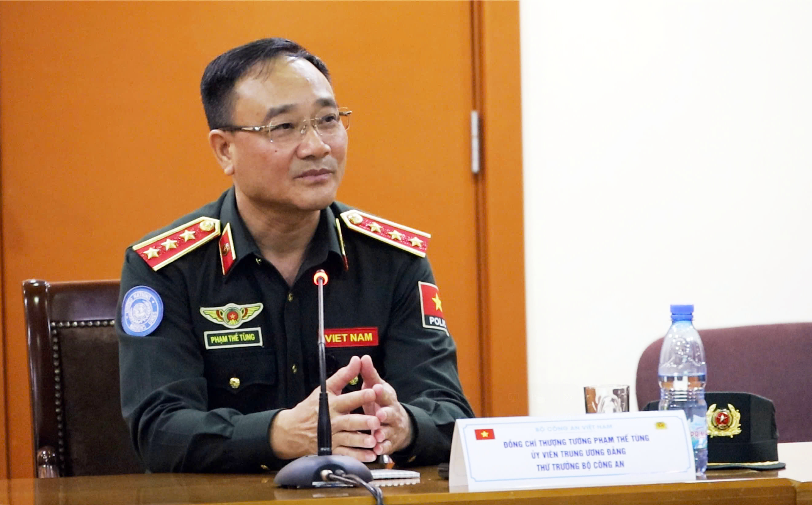 Xúc động cuộc gặp mặt của đồng chí Thứ trưởng với lực lượng Việt Nam ở Phái bộ MINUSCA -0