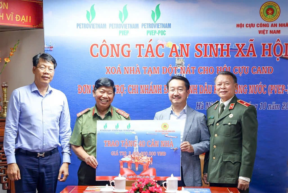 Ký ức ngày hòa bình và kỳ vọng kỷ nguyên mới -0