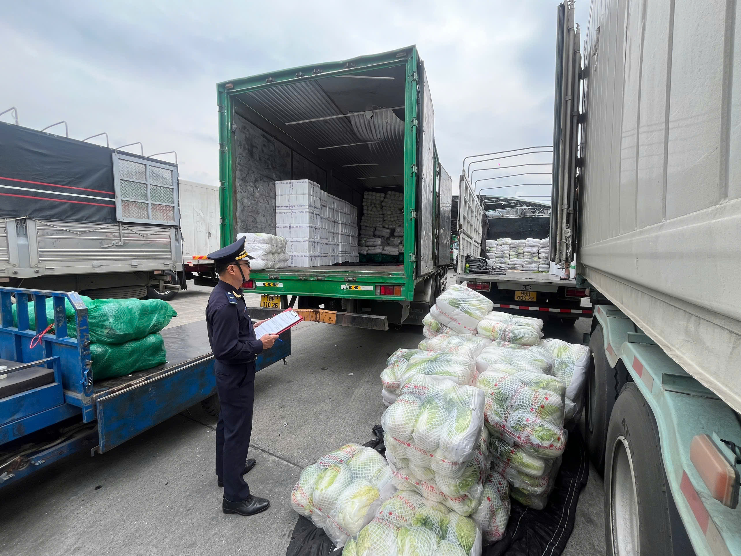 Lễ 30/4 – 1/5: Cửa khẩu thông suốt, xuất nhập khẩu hàng hóa không gián đoạn - 0