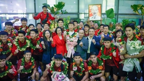 HLV Kim Sang Sik tiết lộ màn "truyền lửa" kinh điển trong trận chung kết SEA Games 33