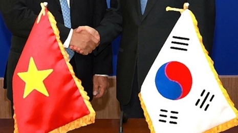越韩两国领导人互致贺电庆祝两国建交25周年