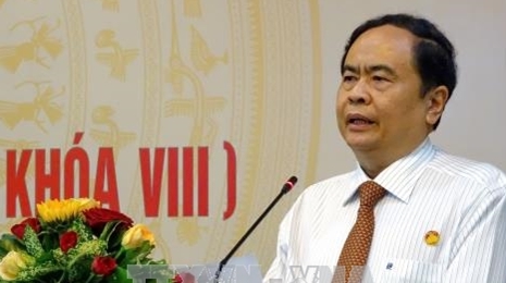 越南祖国阵线中央委员会积极参加反腐败反浪费工作