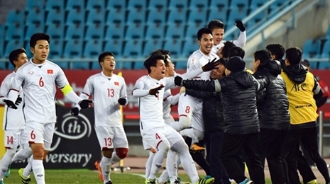 越南队点球大战以4比3击败卡塔尔队晋级决赛