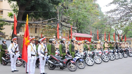 调动600多名干部战士到基层保障2018戊戌年春节安全