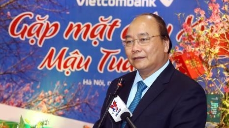 政府总理阮春福来到Vietinbank和Vietcombank两家银行拜年
