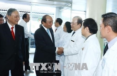 越南医师节：政府总理阮春福向全国医务人员队伍致以节日祝福