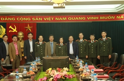 越南人民公安和人民军队的各家新闻媒体单位加强合作关系