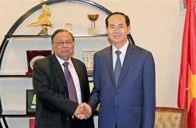 越南国家主席陈大光会见孟加拉国外长 看望越南驻孟大使馆工作人员
