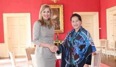 越南国会主席阮氏金银拜访荷兰皇后马克西玛