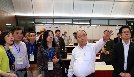 越南政府总理阮春福出席GMS-6和CLV-10彩排活动