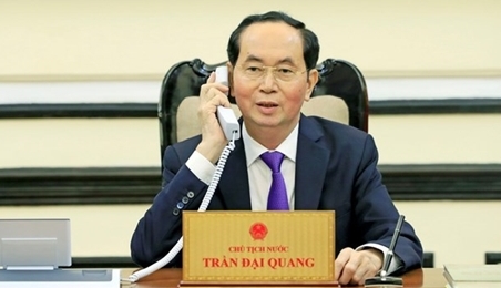 越南国家主席陈大光与俄罗斯总统普京通电话