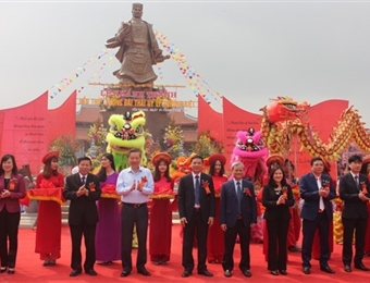 越南公安部部长出席李常杰雕像祠堂落成仪式