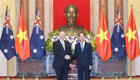 越南国家主席陈大光与澳大利亚总督彼得·科斯格罗夫举行会谈