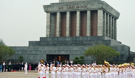 胡志明主席陵从6月15日起暂停开放接待游客