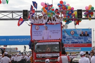 柬埔寨国会选举：人民的明智选择