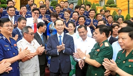 国家主席陈大光：发挥“海警与渔民同行”模式的效果