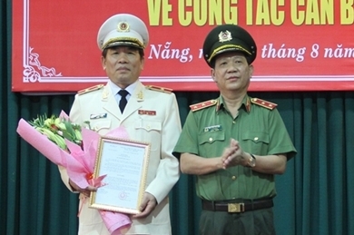 武春圆少将被任命为岘港市公安局局长