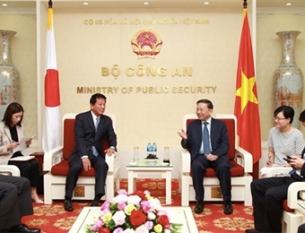 越南与日本加强合作关系